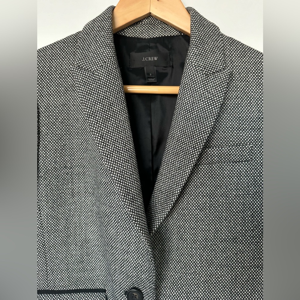 J. Crew 100% Wool Suit Blazer LIKE NEW - Picture 3 of 7